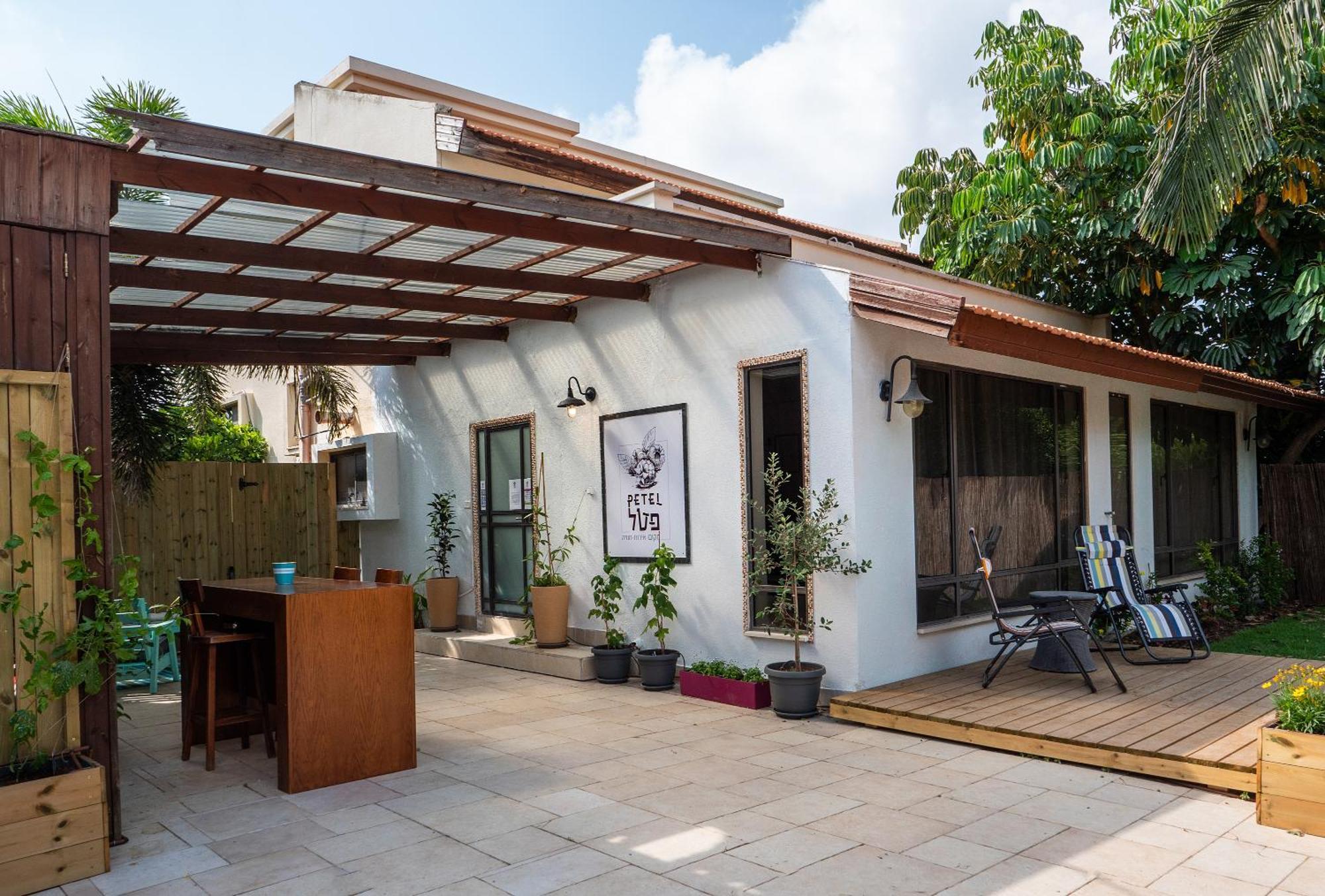 Bar-On Vacation Resort - Nature, Culture, Tours & Tastes Near Nahariyya - בר-און ריזורט, בתי מפונים , טבע, תרבות, סיורים וקולינריה Ben 'Ammi Quarto foto